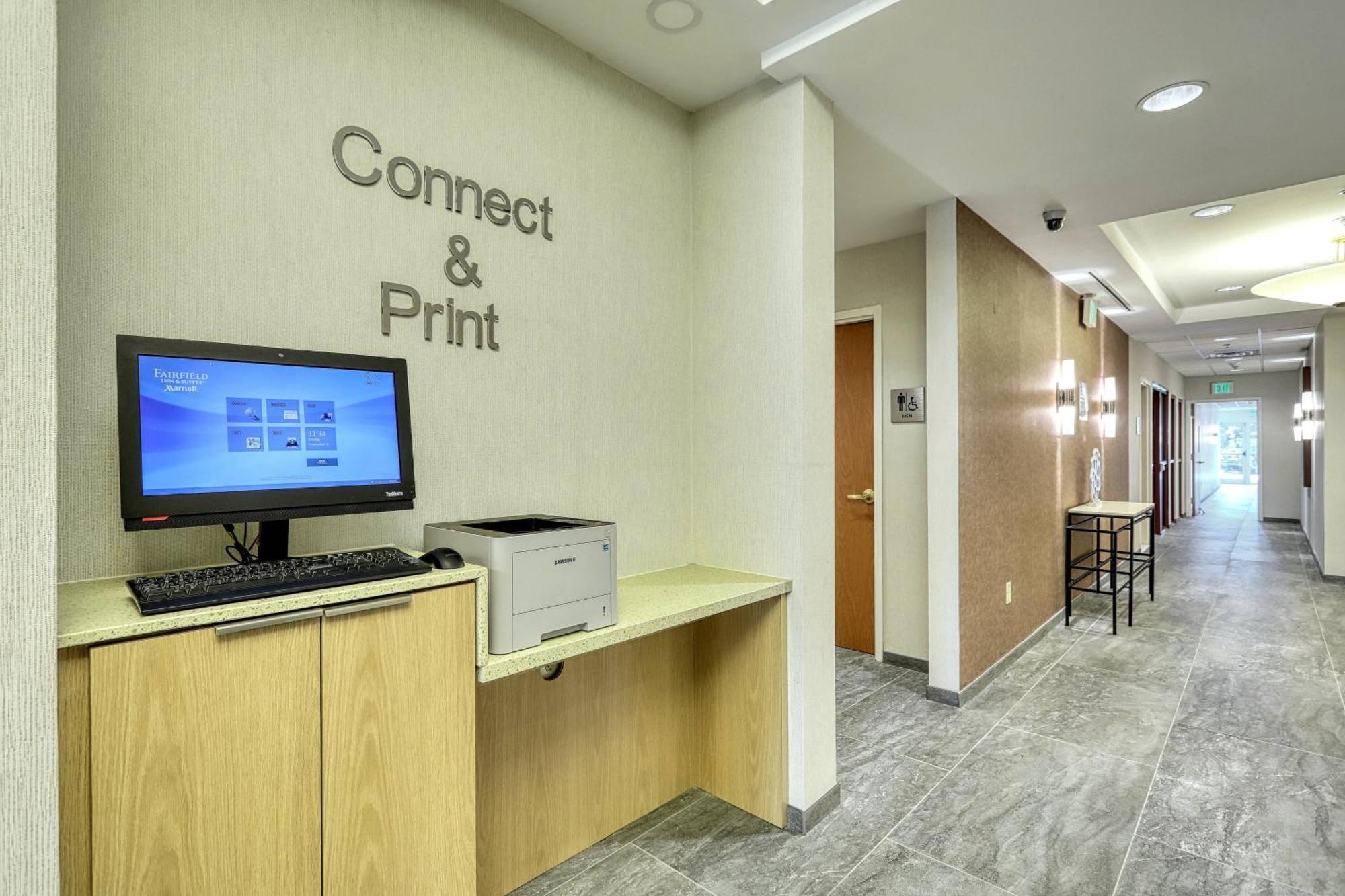 Fairfield Inn & Suites Woodbridge Avenel Εξωτερικό φωτογραφία