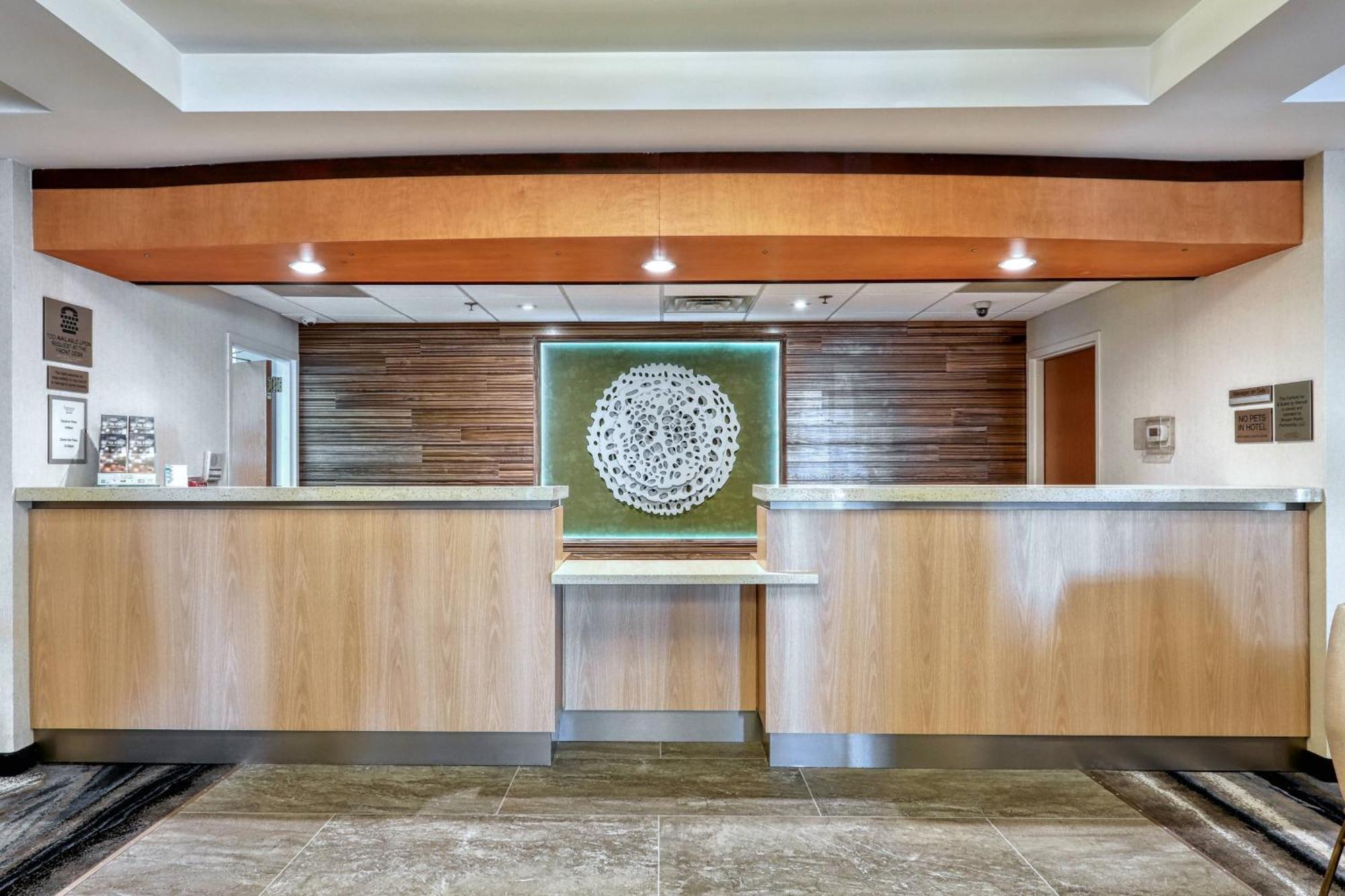 Fairfield Inn & Suites Woodbridge Avenel Εξωτερικό φωτογραφία