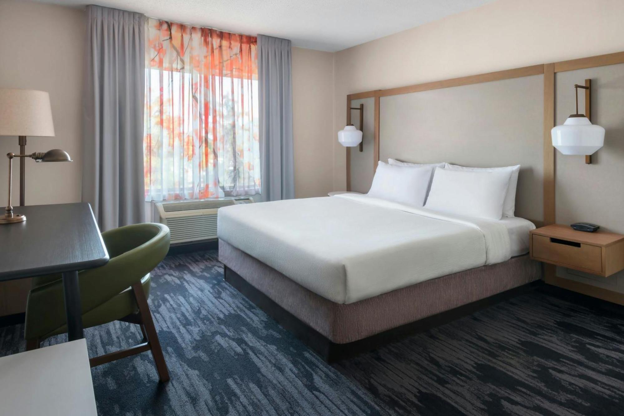 Fairfield Inn & Suites Woodbridge Avenel Εξωτερικό φωτογραφία