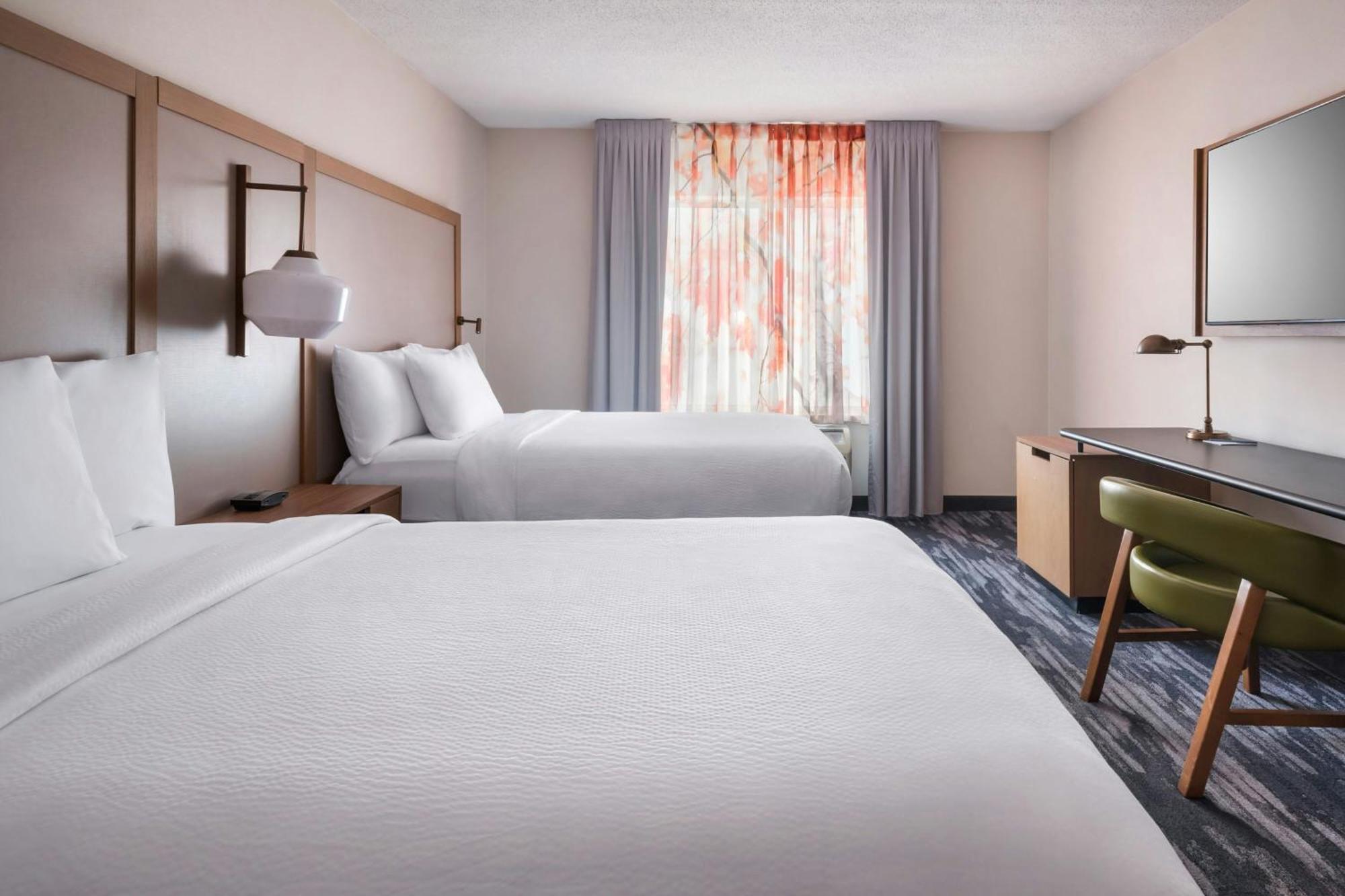 Fairfield Inn & Suites Woodbridge Avenel Εξωτερικό φωτογραφία