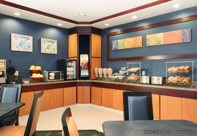 Fairfield Inn & Suites Woodbridge Avenel Εξωτερικό φωτογραφία